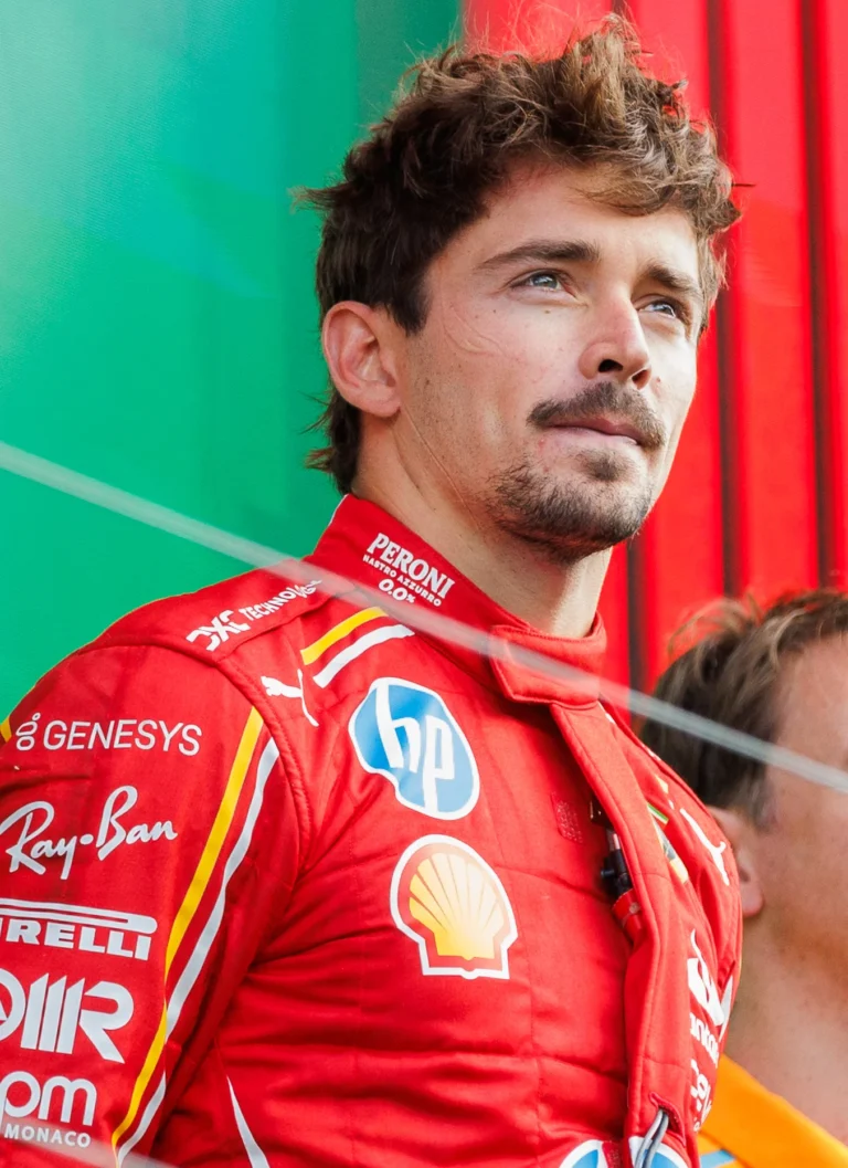 Charles Leclerc in tuta Ferrari, ritratto d’archivio al GP dei Paesi Bassi