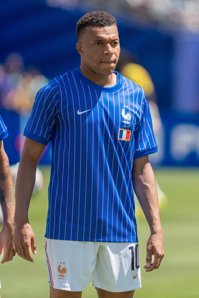 Kylian Mbappé con la maglia della Francia, foto d’archivio