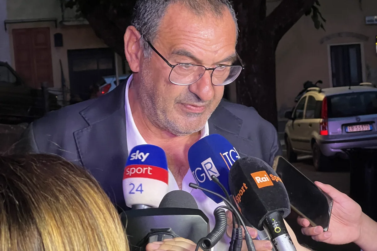 Maurizio Sarri durante un incontro con i giornalisti, foto d’archivio